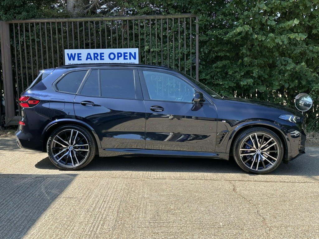 BMW X5 3.0 Xdrive 30D M Sport Black #2