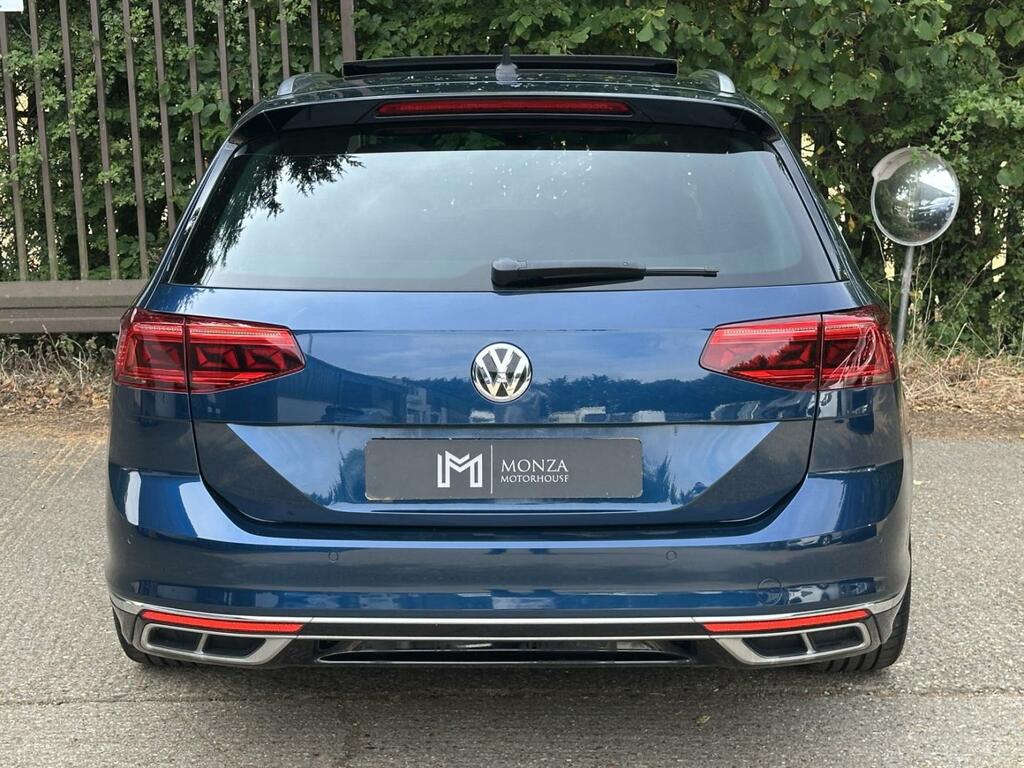 Volkswagen Passat 2.0 Tsi R-line Edition Estate 4Motion Dsg Blue #4