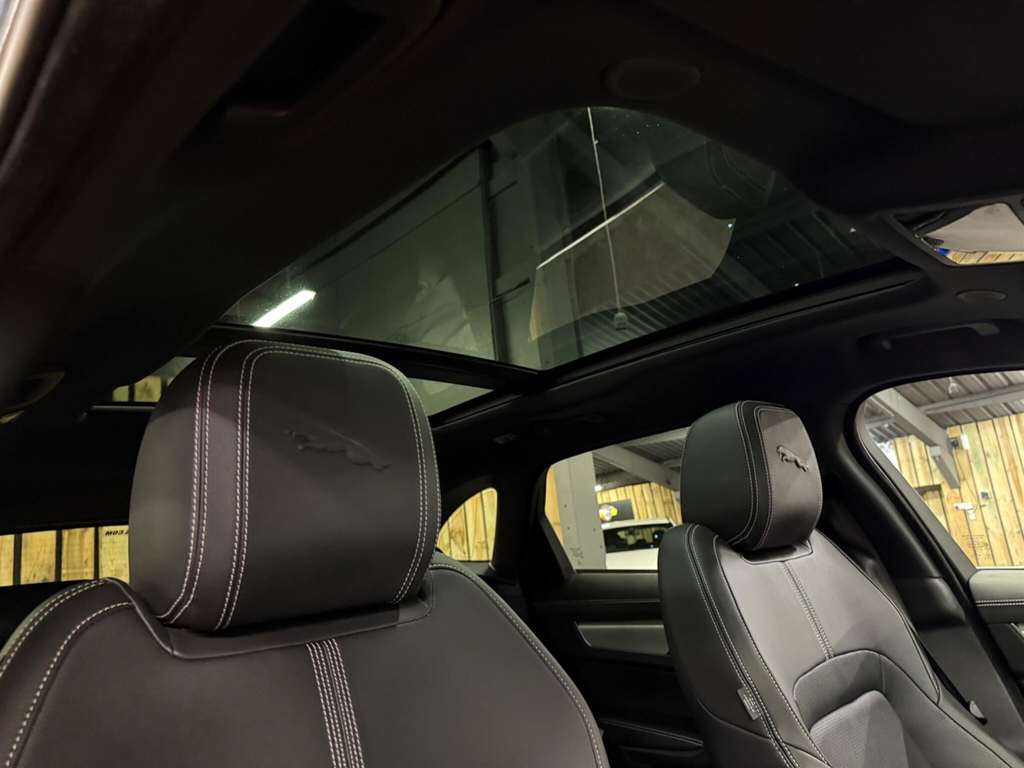 Jaguar F-Pace 2.0 P250i R-dynamic Se Awd Euro 6 Ss #2