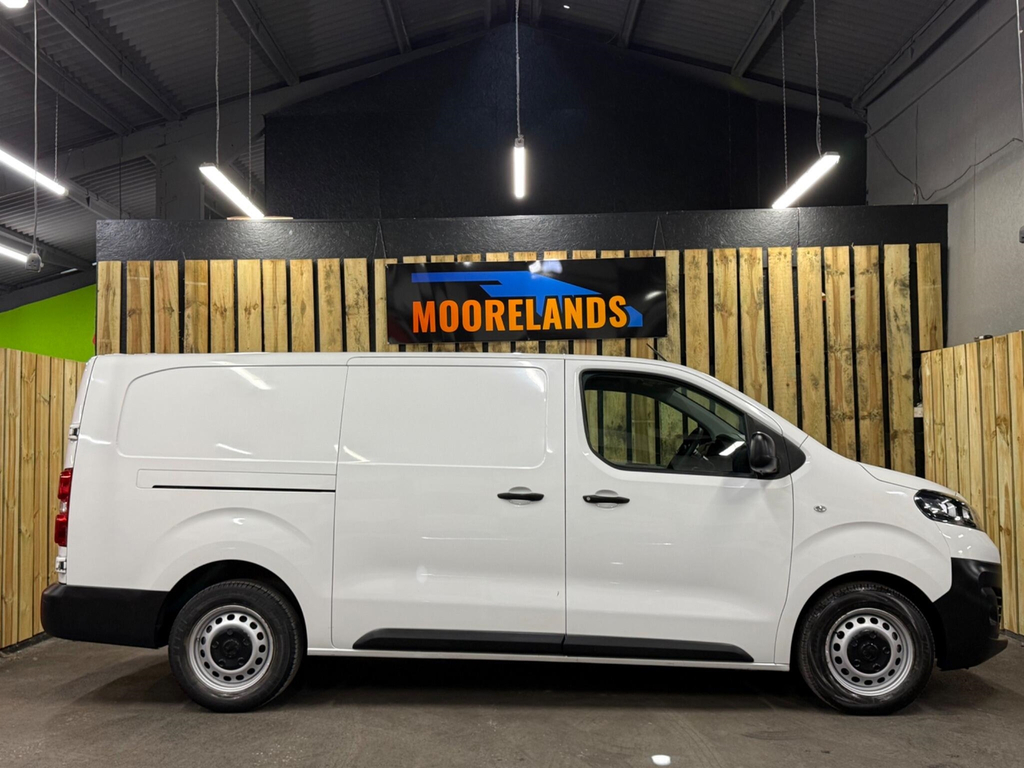 Vauxhall Vivaro 2.0 Turbo D 3100 Edition L2 H1 Euro 6 Ss 
