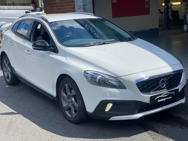 Volvo V40 Cross Country 1.6 D2 Lux Hatchback #4