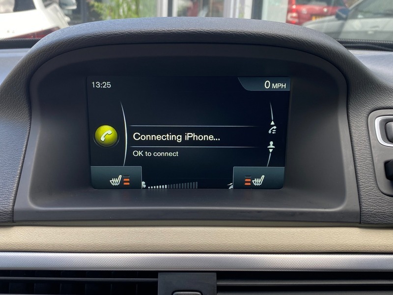 Volvo V70 D3 136 Business Edition Geartronic Gold #21