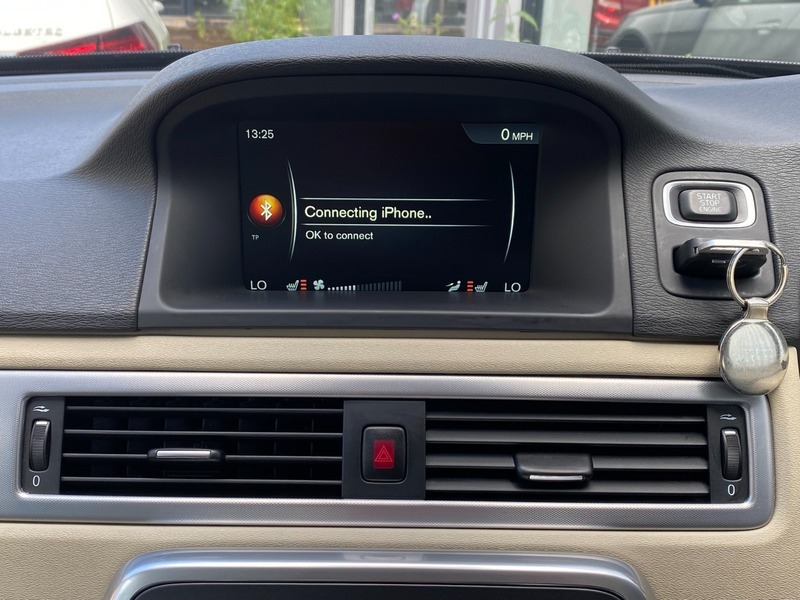 Volvo V70 D3 136 Business Edition Geartronic Gold #19