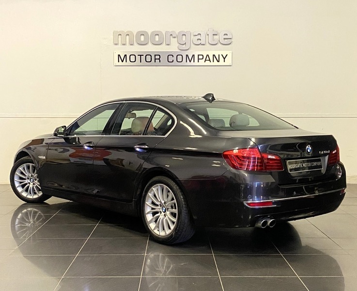 BMW 5 Series Black #6