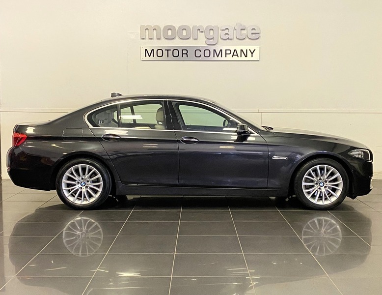 BMW 5 Series Black #3