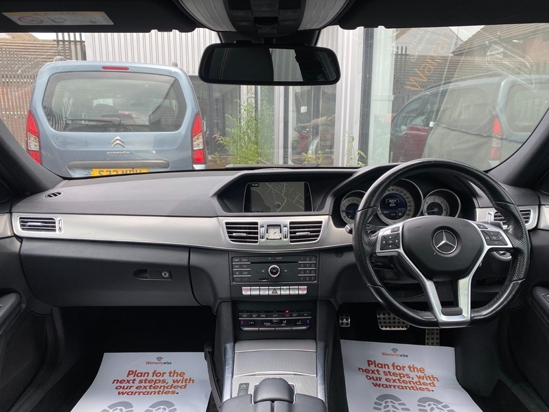 Mercedes-Benz E Class Amg Line White #25