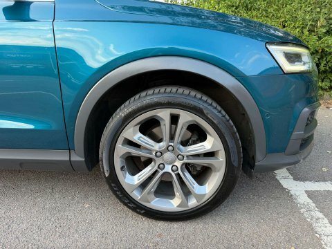 Audi Q3 Tfsi Sport Black #7