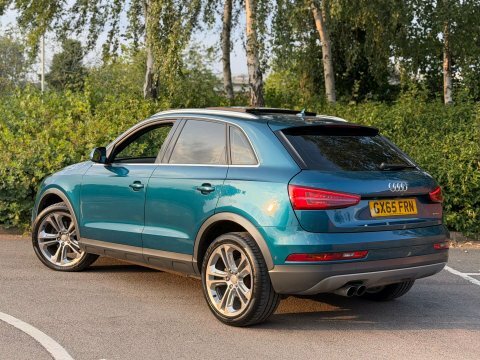Audi Q3 Tfsi Sport Black #43