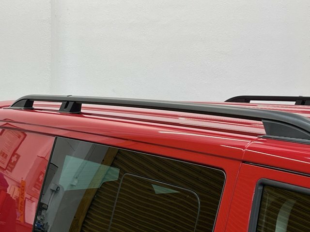 Volkswagen Transporter 2.0 Tdi T32 Bluemotion Tech Highline Kombi Double Red #6