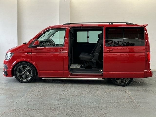 Volkswagen Transporter 2.0 Tdi T32 Bluemotion Tech Highline Kombi Double Red #5