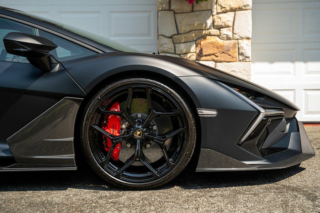 Lamborghini Revuelto 6.5 V12 Hpev 3.8Kwh Coupe Plug-in Hybri Black #6