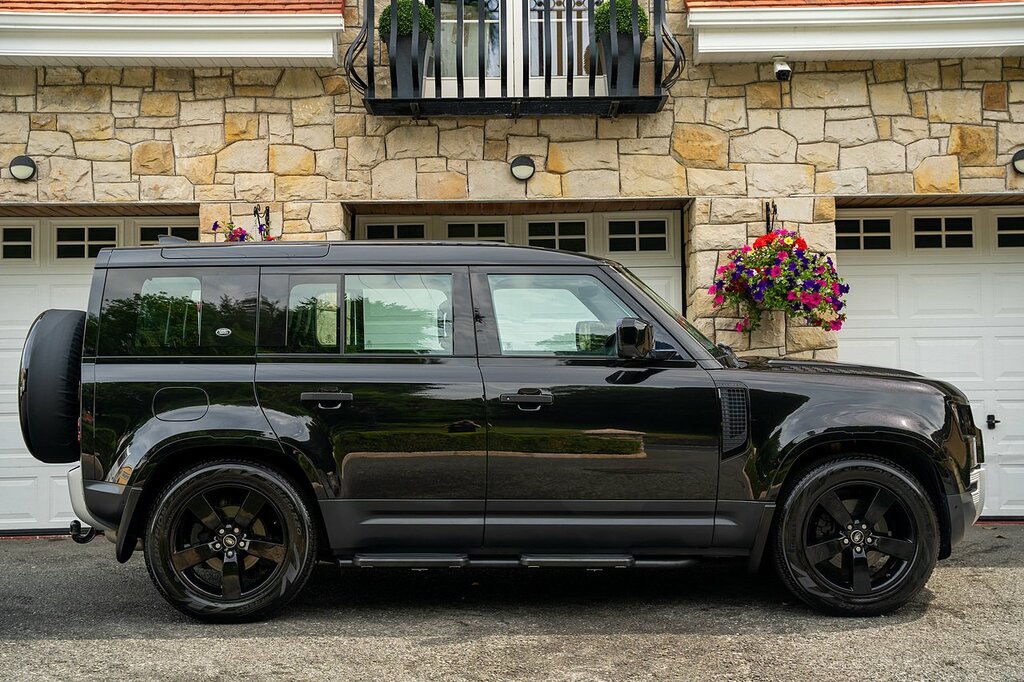 Land Rover Defender 110 Sd4 S Black #3