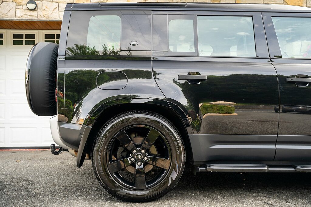 Land Rover Defender 110 Sd4 S Black #6