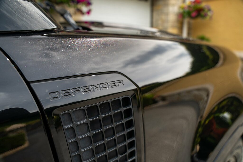Land Rover Defender 110 Sd4 S Black #5