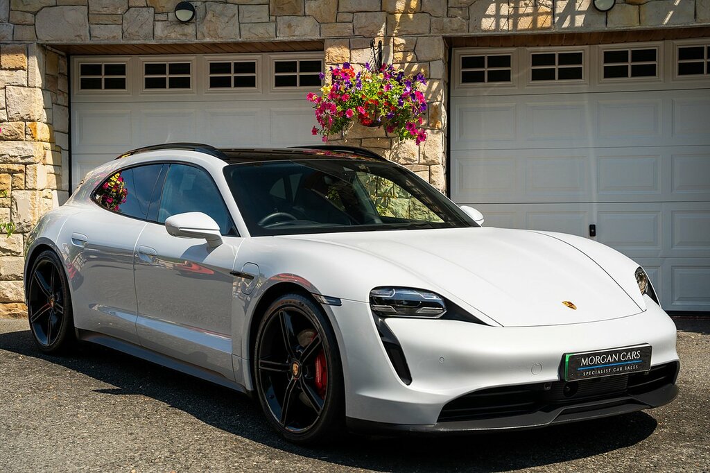 Porsche Taycan Performance Plus 93.4Kwh 4S Sport Turismo Elec Grey #2