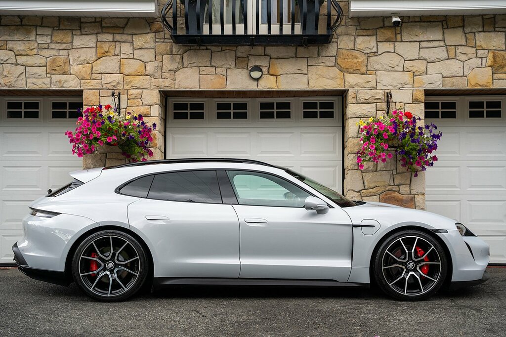 Porsche Taycan Performance Plus 93.4Kwh 4S Sport Turismo Elec LX24PKY Grey #3