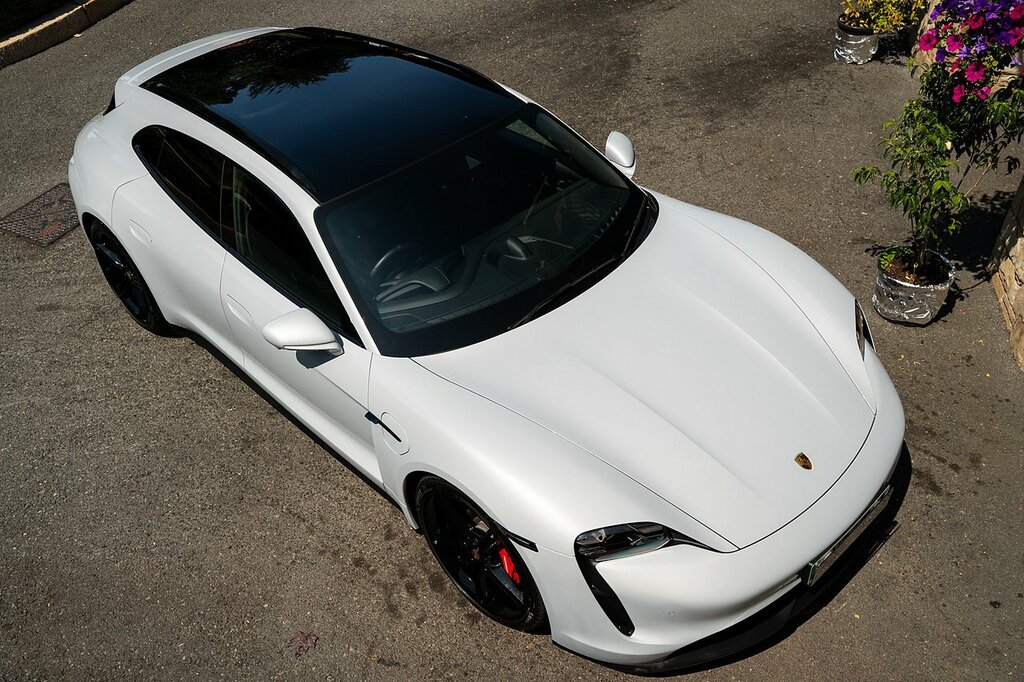 Porsche Taycan 4S Automatic Grey #19
