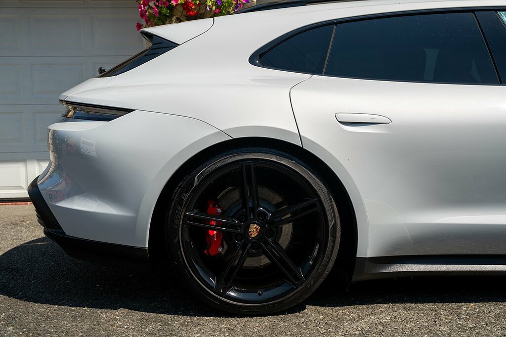 Porsche Taycan Performance Plus 93.4Kwh 4S Sport Turismo Elec Grey #6