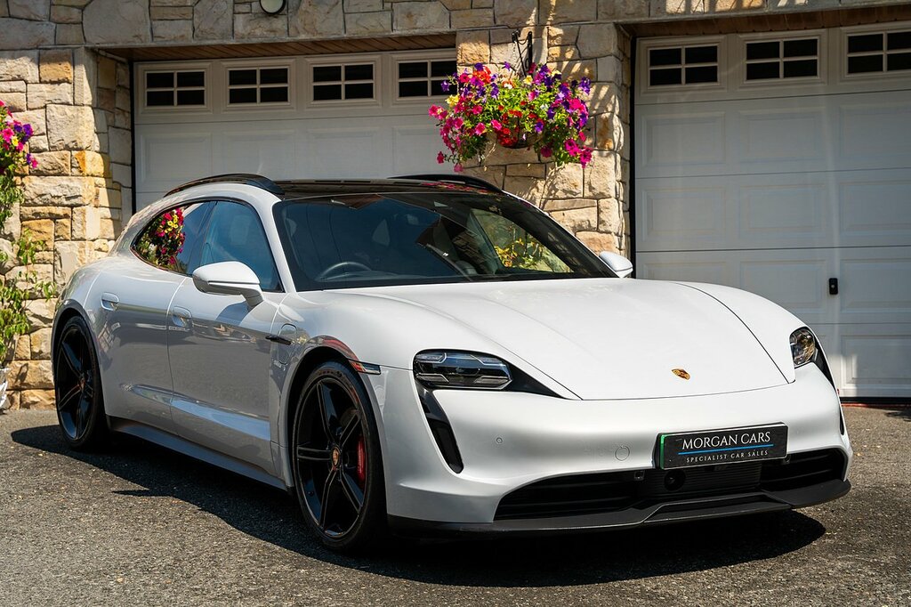 Porsche Taycan Performance Plus 93.4Kwh 4S Sport Turismo Elec Grey