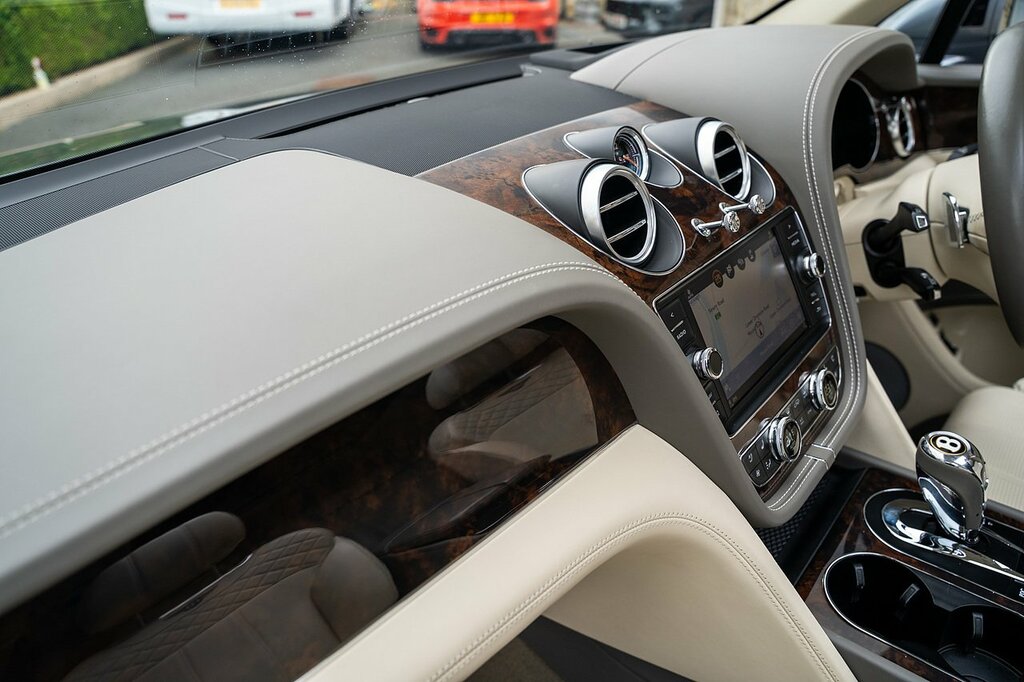 Bentley Bentayga 4.0 V8 Estate Blue #61