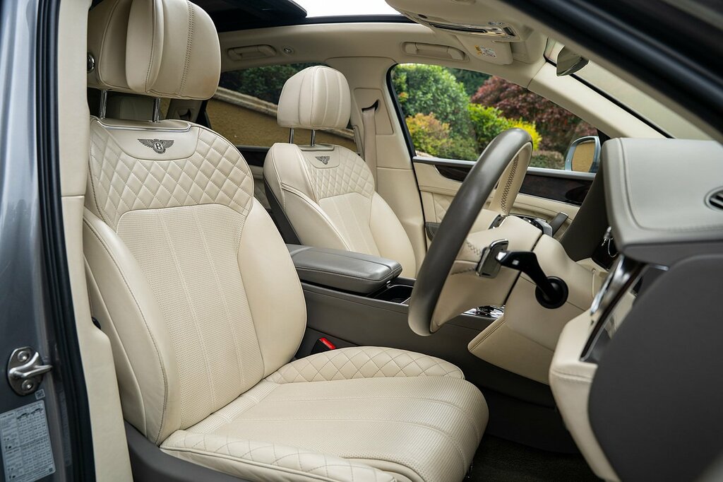 Bentley Bentayga 4.0 V8 Estate Blue #38
