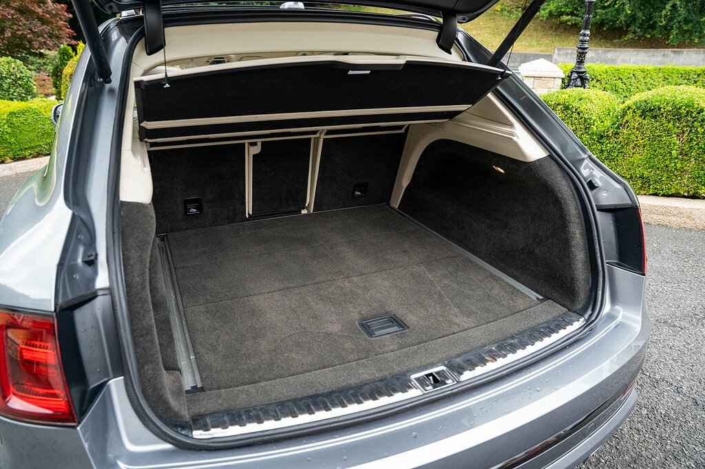 Bentley Bentayga 4.0 V8 Estate Blue #87