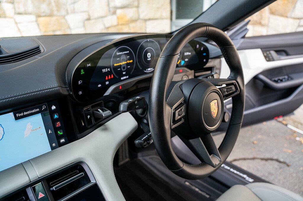 Porsche Taycan 93Kwh Turbo Grey #75