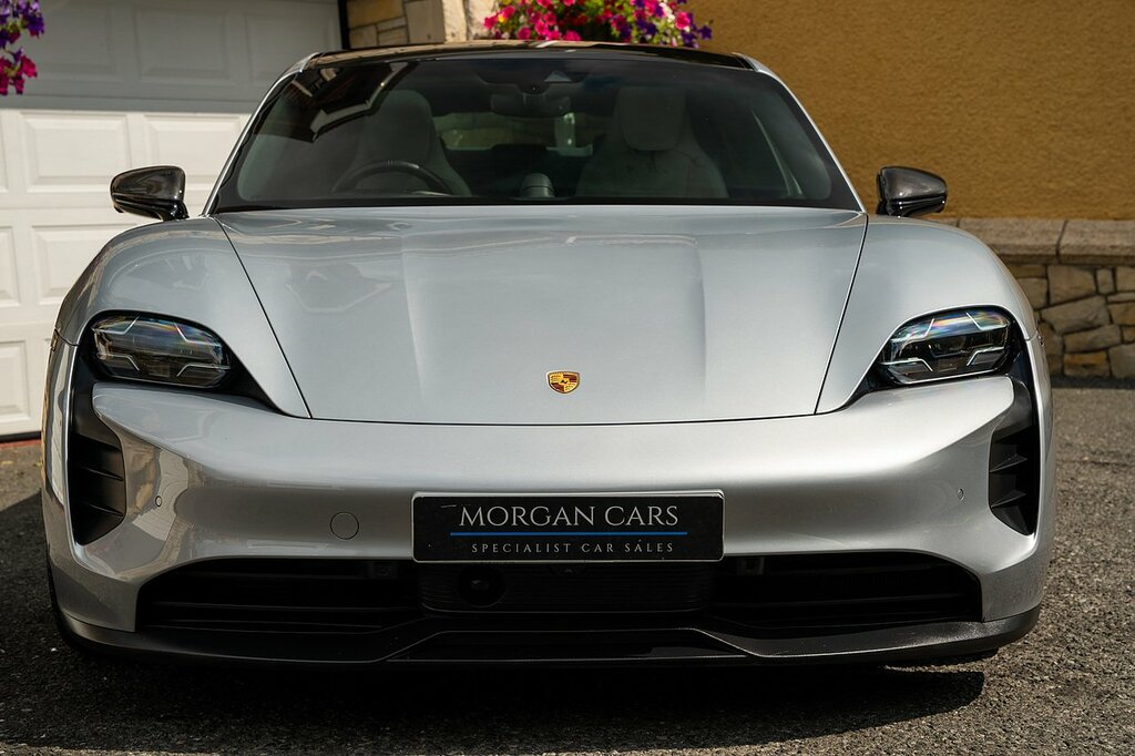 Porsche Taycan 93Kwh Turbo Grey #29