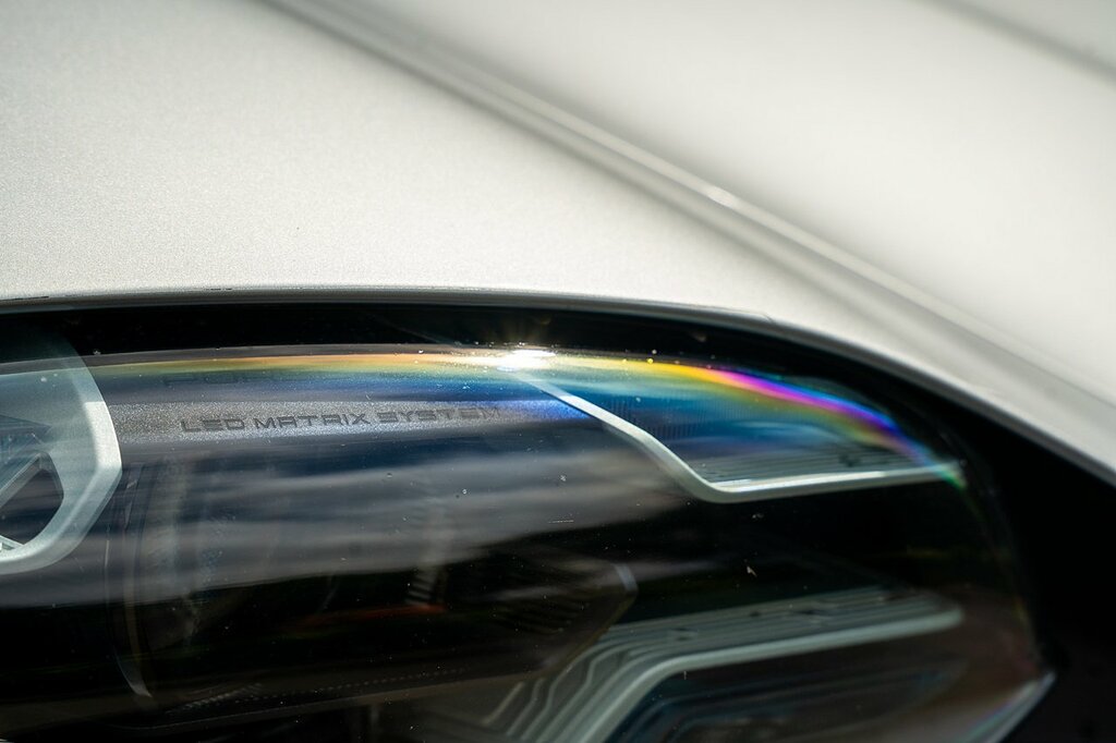 Porsche Taycan 93Kwh Turbo Grey #23