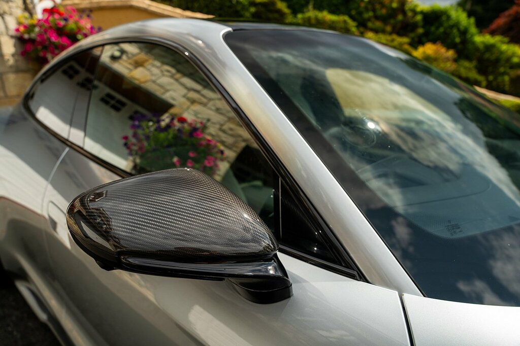 Porsche Taycan 93Kwh Turbo Grey #26