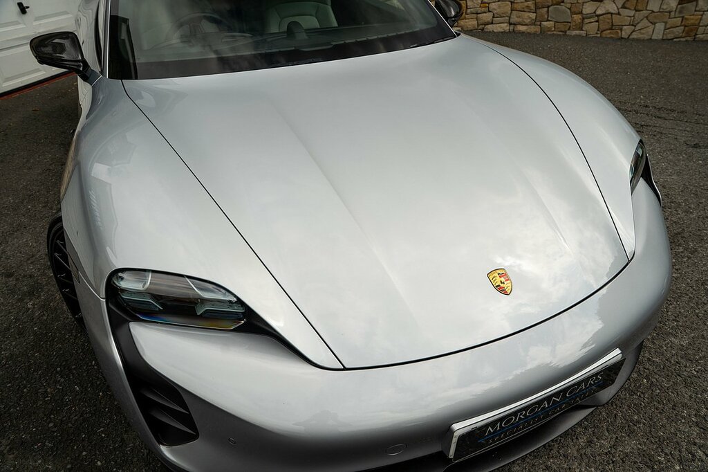 Porsche Taycan 93Kwh Turbo Grey #20