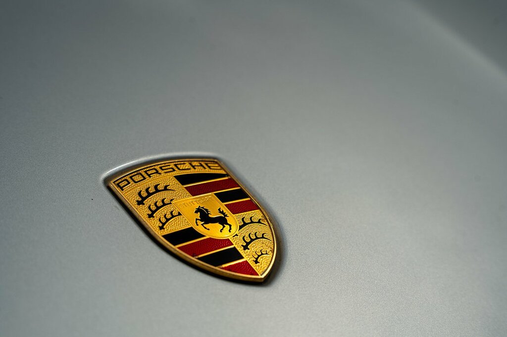 Porsche Taycan 93Kwh Turbo Grey #21
