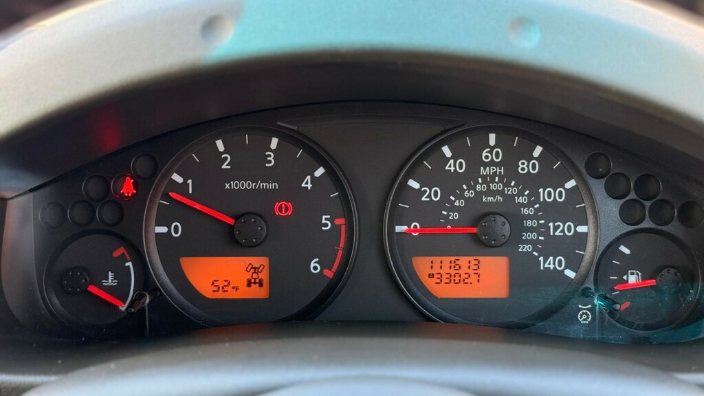 Nissan Navara Silver #12