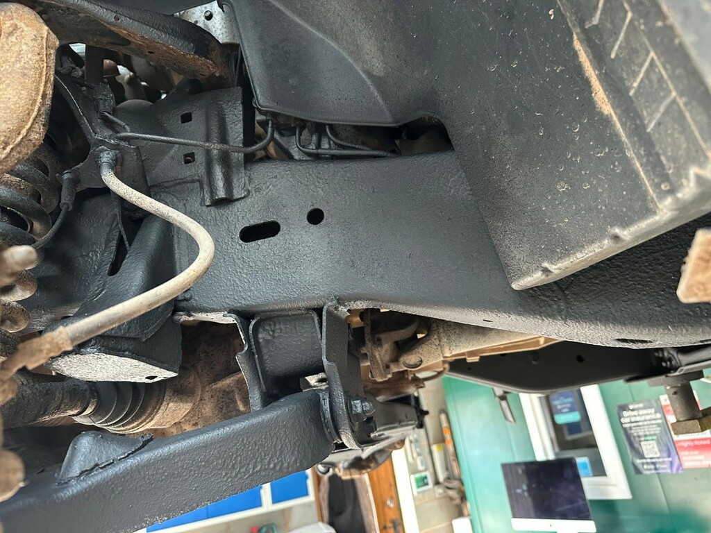 Nissan Navara Silver #73