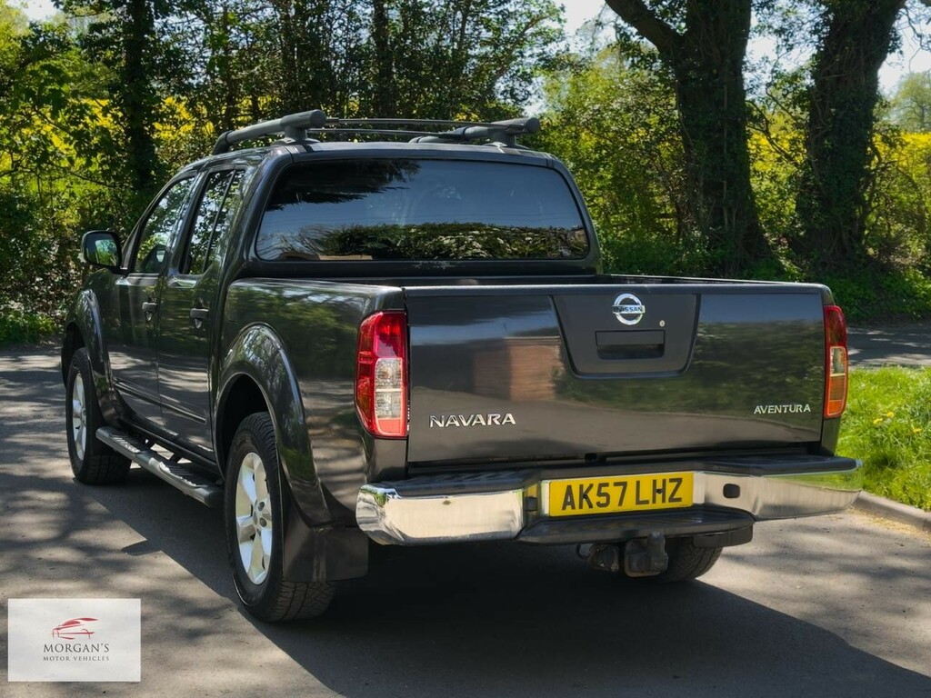 Nissan Navara Silver #52