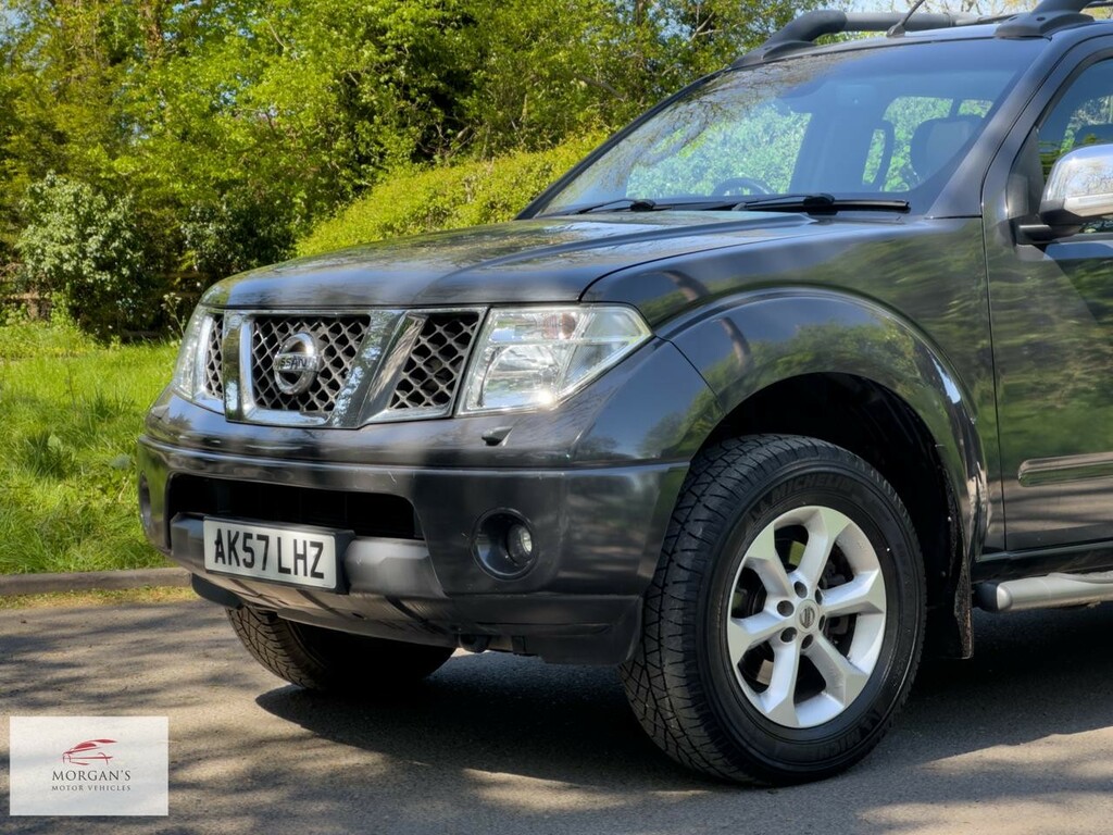 Nissan Navara Silver #33