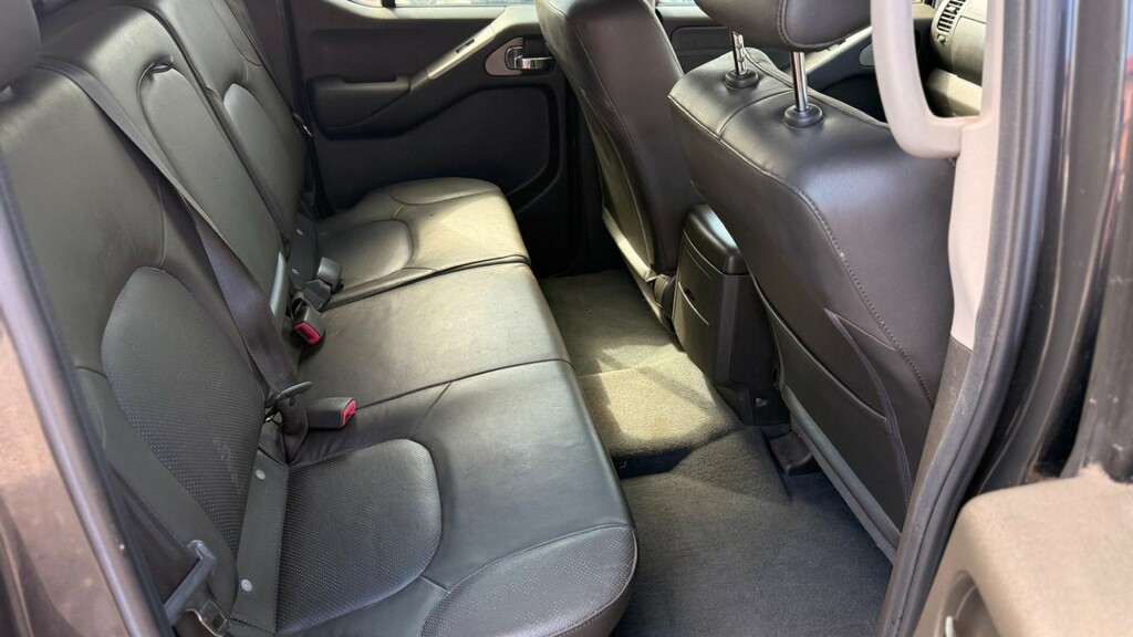 Nissan Navara Silver #59