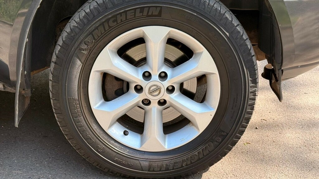 Nissan Navara Silver #54