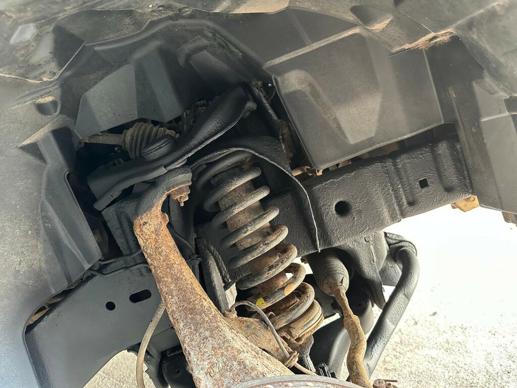 Nissan Navara Silver #70