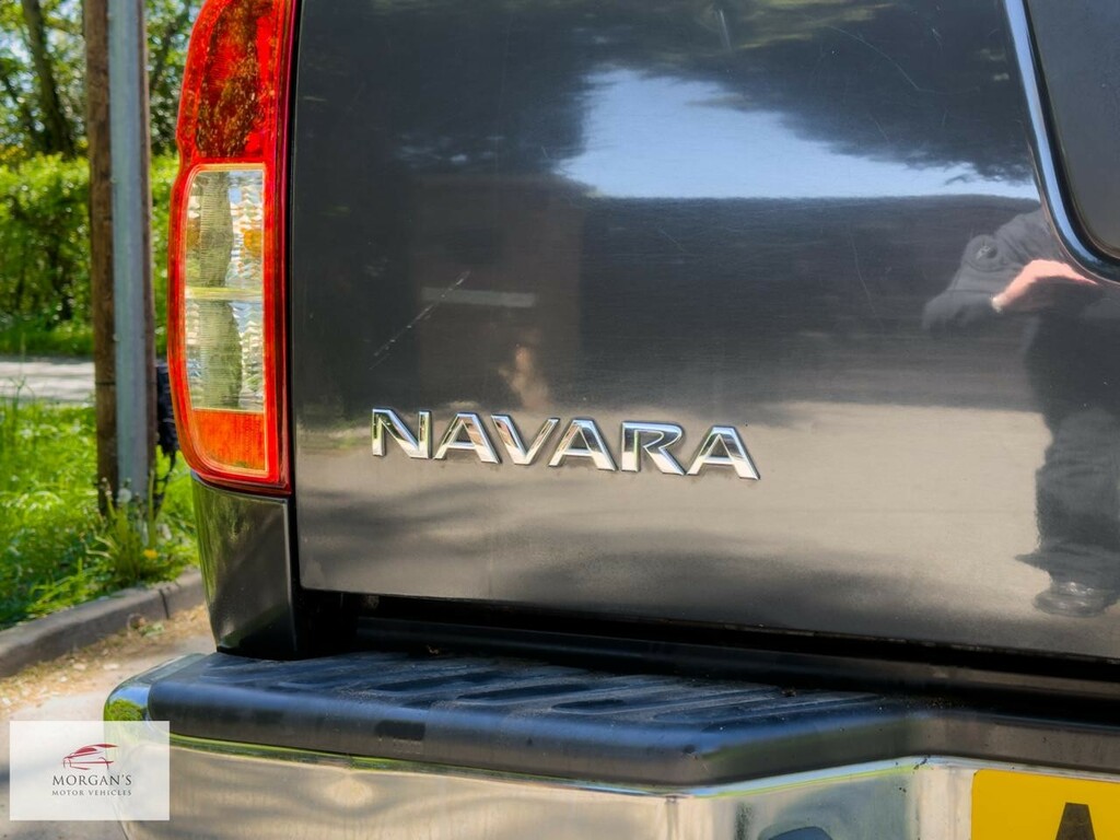 Nissan Navara Silver #40