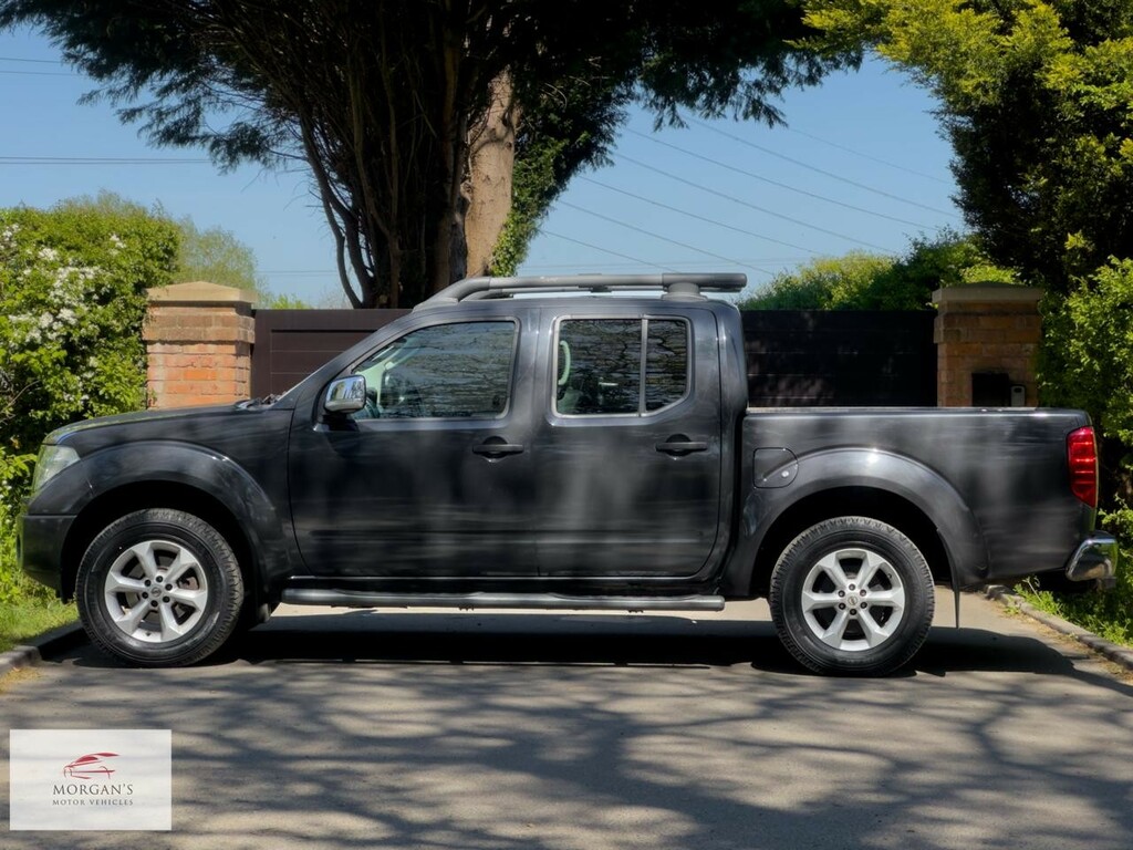 Nissan Navara Silver #25