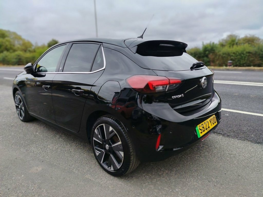 Vauxhall Corsa-e Corsa E Elite Premium Black #4