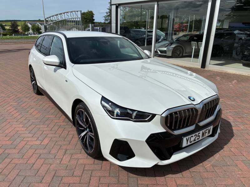 BMW 5 Series 520I M Sport Touring White #3
