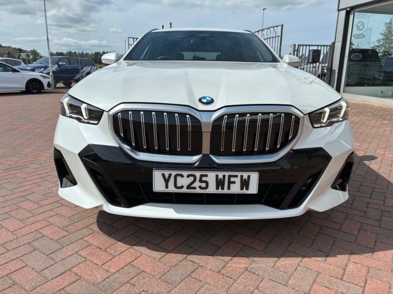 BMW 5 Series 520I M Sport Touring White #4