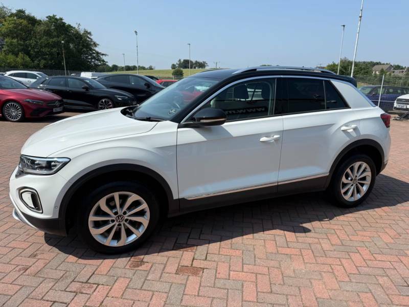 Volkswagen T-Roc 1.5Tsi 150 Style Black #4