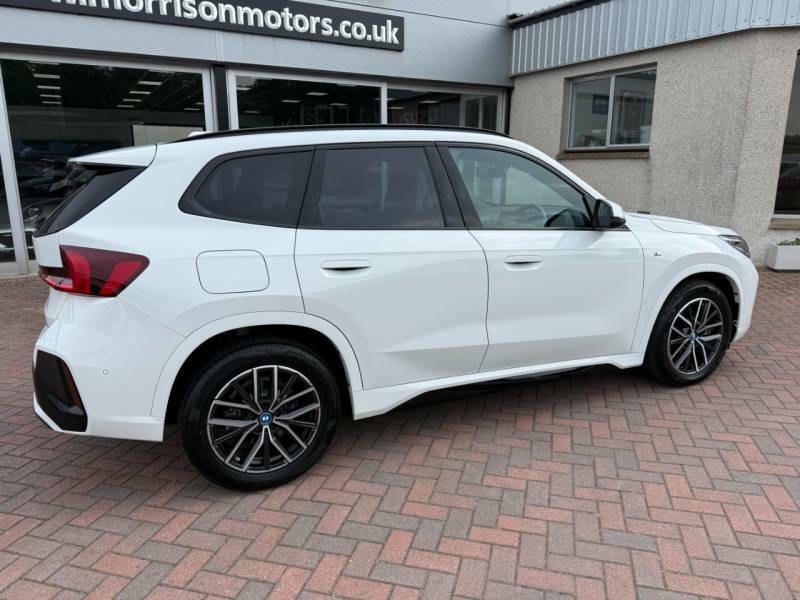 BMW iX1 Edrive 20 M-sport 150Kw 65Kwh White #6
