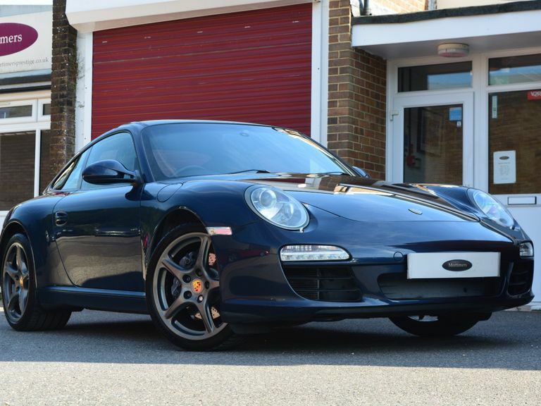 Porsche 911 Carrera 2 Blue