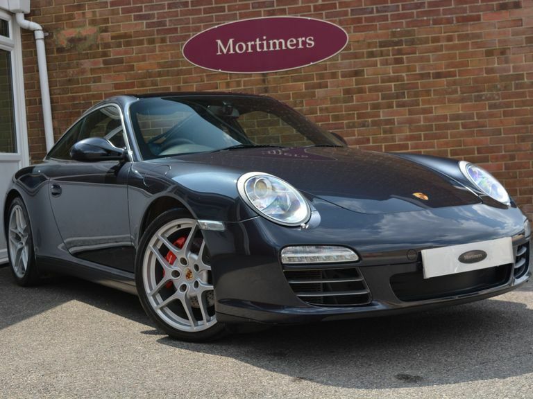 Porsche 911 Carrera 4S White #7