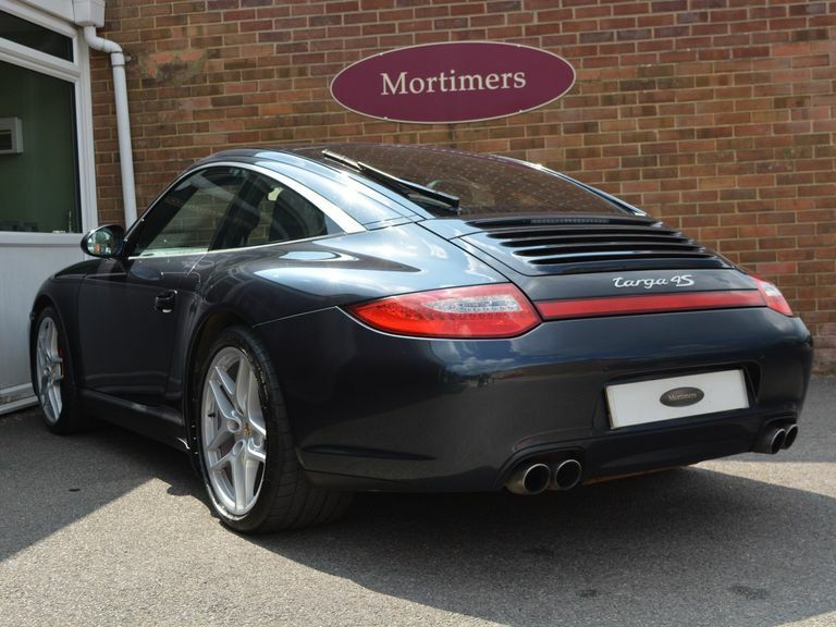 Porsche 911 Carrera 4S White #14