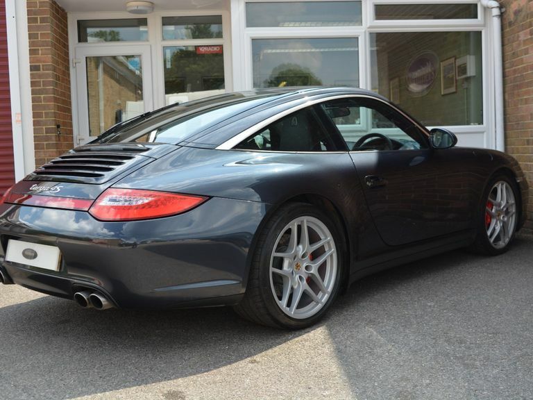 Porsche 911 Carrera 4S White #13
